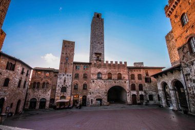 San Gimignano - Toscana ortaçağ şehir görünümünü
