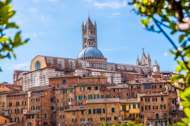 Siena, Toskana bölgesindeki güzel bir ortaçağ kenti toplayan