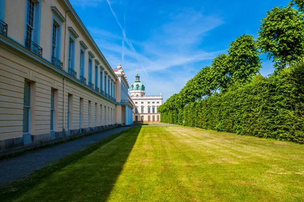 Architecture du palais Charlottenburg à Berlin — Photo