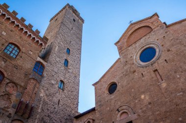 San Gimignano - ortaçağ köyü, İtalya