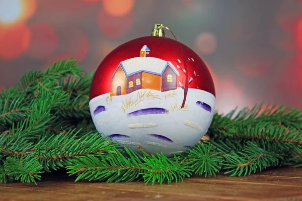Gros Plan Boule Décoration Noël Sur Branche Sapin — Photo