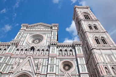 Basilica di Santa Maria del Fiore (İngilizce, Basilica of Saint Mary çiçek) Floransa, İtalya'nın ana Kilisesi olduğunu.