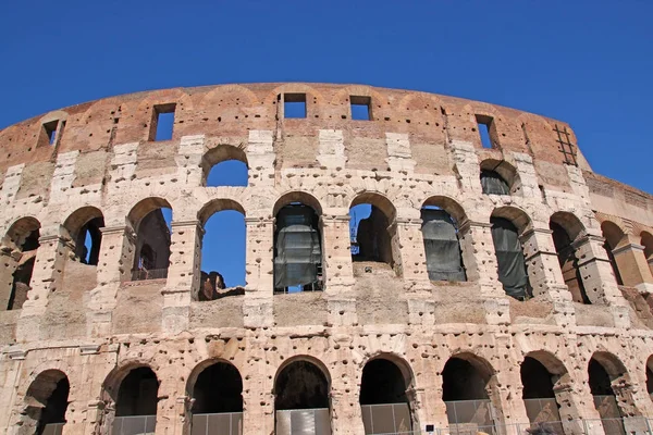 Vista Del Coliseo Contra Cielo Azul Roma Italia — Foto de Stock