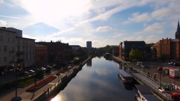 Flygfoto Staden Bydgoszcz Polen Med Spannmålsmagasin Vid Floden Brda — Stockvideo