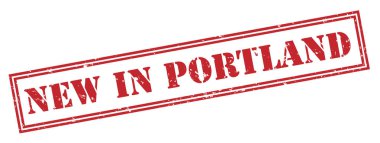 Beyaz arka plan üzerinde yeni pul portland kırmızı