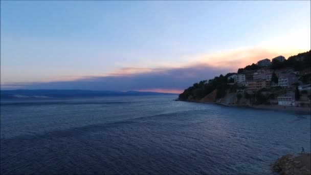 Pequeño Pueblo Playa Cerca Omis Mimice Dalmacia Croacia — Vídeo de stock