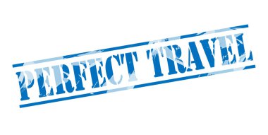 Beyaz arka plan üzerinde mükemmel seyahat mavi pul