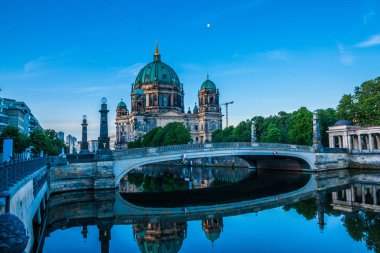 Berliner Dom Katedrali, gündoğumu, Berlin, Almanya