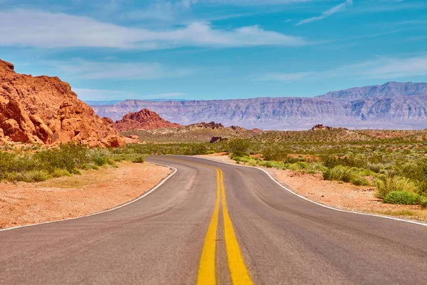 Increíblemente hermoso paisaje en el sur de Nevada, Valley of Fire State Park, EE.UU. —  Fotos de Stock