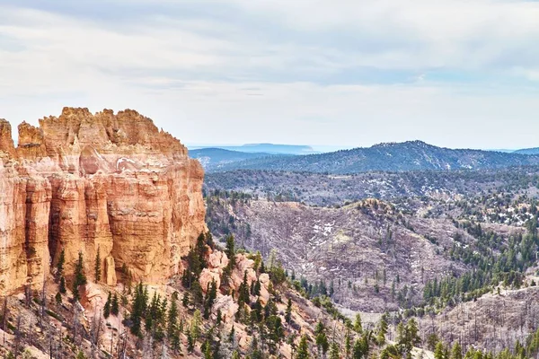 Increíblemente hermoso paisaje en Bryce Canyon National Park, Utah, EE.UU. —  Fotos de Stock