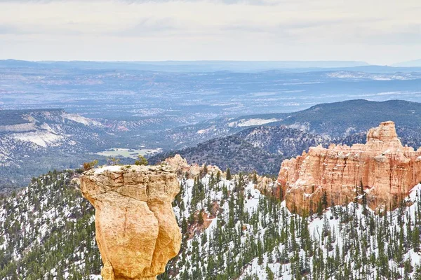 Increíblemente hermoso paisaje en Bryce Canyon National Park, Utah, EE.UU. —  Fotos de Stock