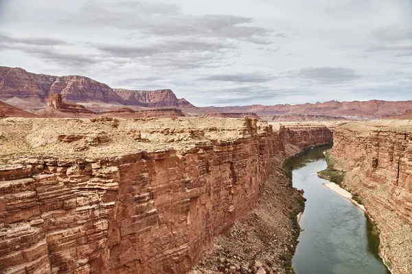 Ongelooflijk mooi uitzicht vanaf de Navajo bridige op de Grand Canyon, Arizona, Verenigde Staten — Stockfoto