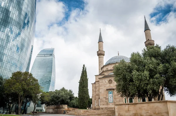 Mezquita Turca Mártires Shehidler Bakú Azerbaiyán — Foto de Stock