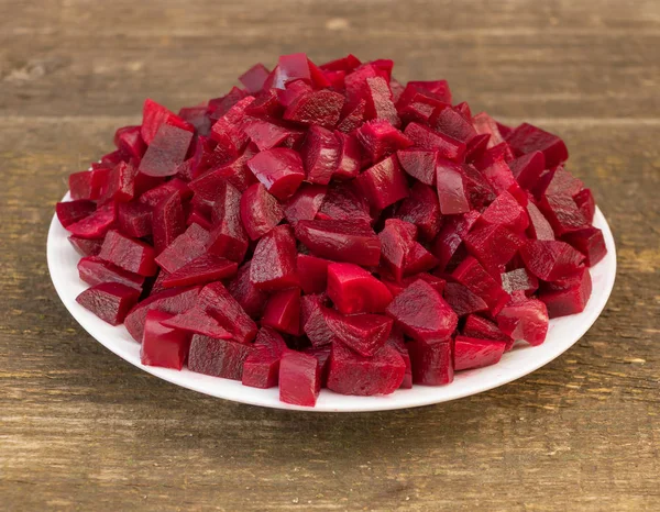 Sliced red beet boiled. Beet properties and benefits concept. Natural food — Stock Photo, Image