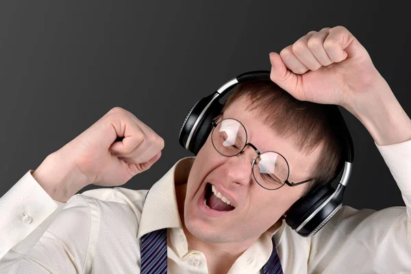 Person is too emotional listening to music — Stock Photo, Image