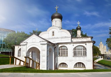 Zaryadye parkındaki Moskova Tapınağı