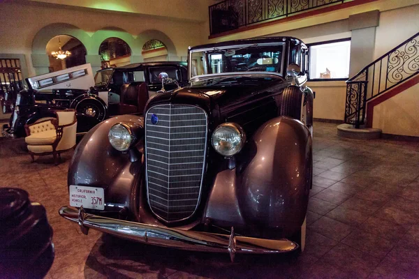 Clássico 1936 Lincoln V12 Towncar — Fotografia de Stock