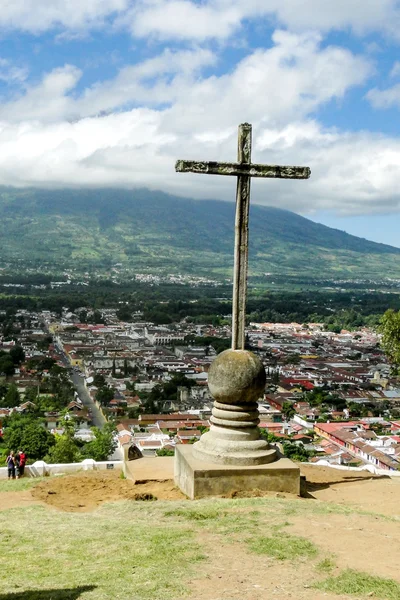 Cerro de la Cruz é uma cruz de pedra religiosa — Fotografia de Stock