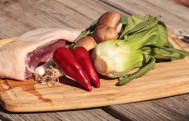 Organik Sebzeler ile doğal ham duck meme