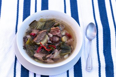 Ördek çorbası meme 