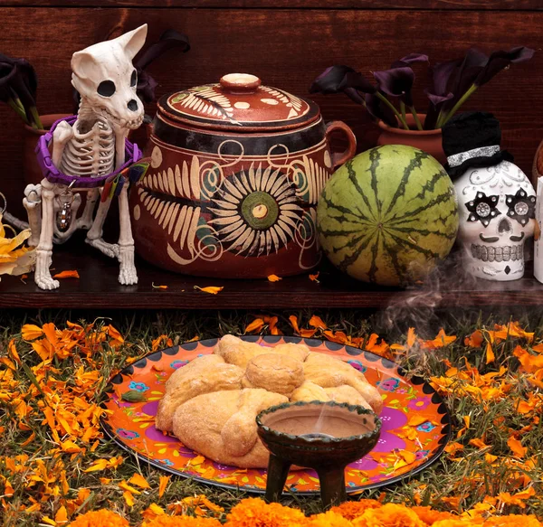 Veranderen op de Dia de los Muertos, de dag van de doden — Stockfoto