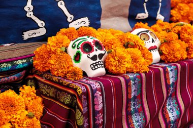  Dia de los Muertos, Ölülerin günü alter