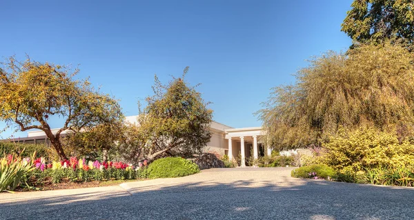 Uitzicht op de tuin van de gronden in de Huntington Botanical Gardens — Stockfoto