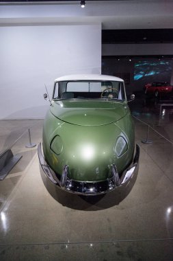 Yeşil 1948 Davis Divan