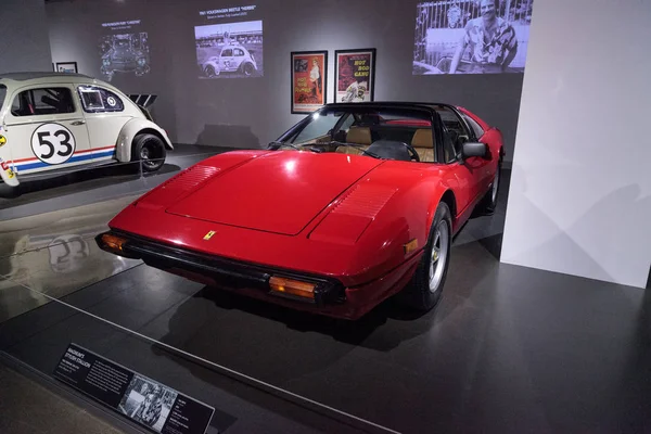 Red 1982 Ferrari 308 GTSi — Stock Photo, Image