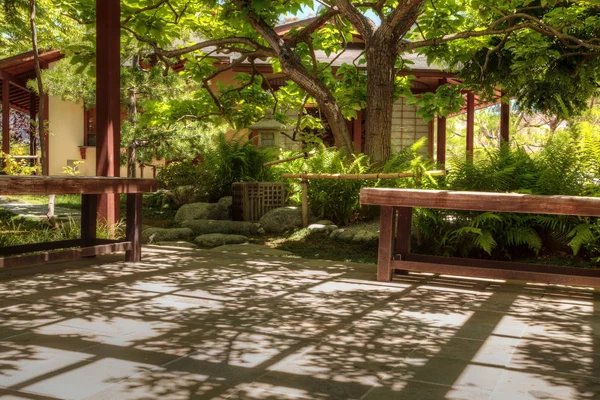 Rustige Japanse tuin in de Balboa Park in San Di vriendschap — Stockfoto