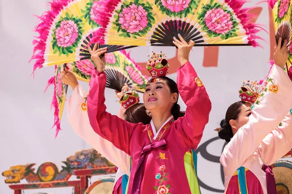 Kore fan dans San Diego Hayvanat Bahçesi Safari parkında gerçekleştirilen.