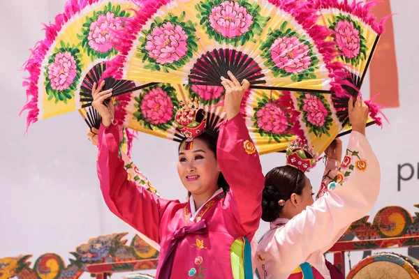 Kore fan dans San Diego Hayvanat Bahçesi Safari parkında gerçekleştirilen.