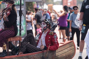 Dragon Knights steampunk Uzunbacak walkers