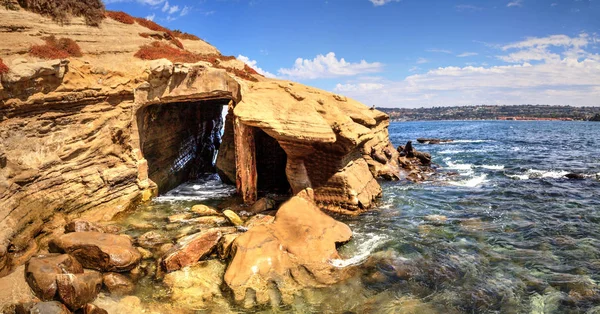Coastal caves at La Jolla Cove — Stock Photo, Image