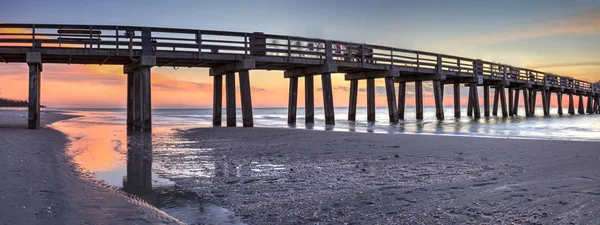 Naples Pier on the beach at sunset — Stock Photo, Image