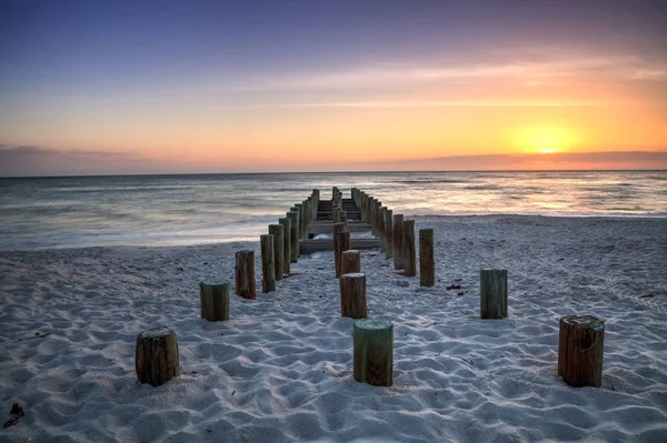 Ruïnes Van Het Oude Napels Pier Bij Zonsondergang Oceaan Het — Stockfoto