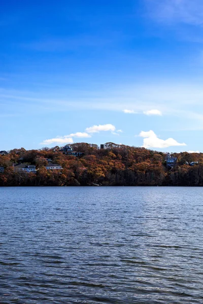 Scargo Lake si affaccia sulla collina di Dennis Massachusetts su Cap — Foto Stock