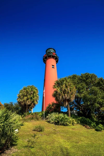 Außerhalb des Leuchtturms jupiter inlet in jupiter — Stockfoto