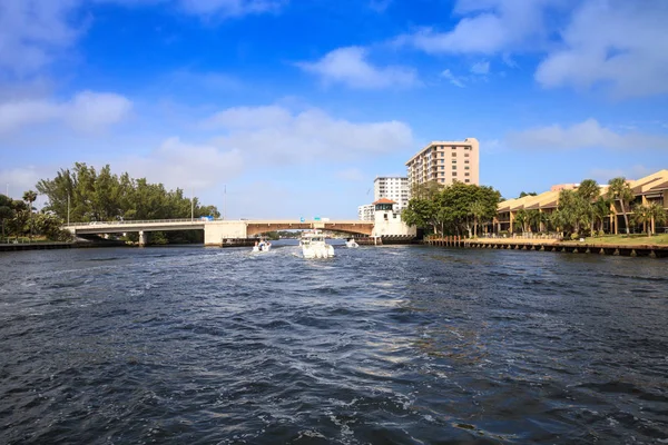 Ponte de entrada Hillsboro em Pompano Beach — Fotografia de Stock