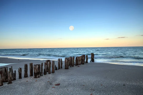 Muelle Dilapidado Que Conduce Océano Playa Port Royal Nápoles Florida — Foto de Stock