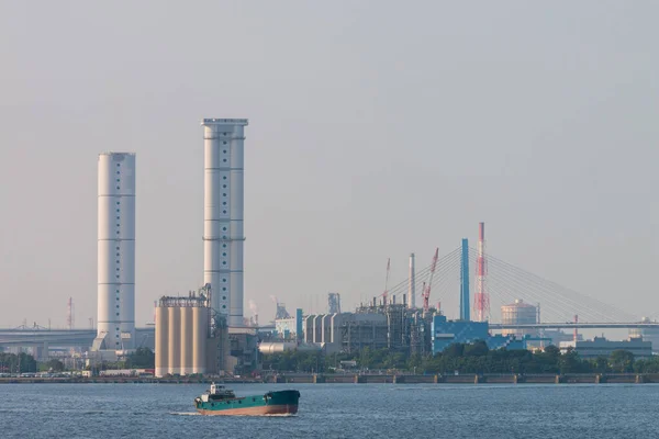 港内の産業の風景. — ストック写真