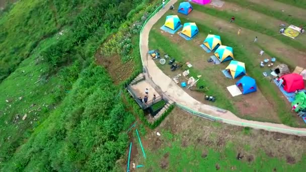 泰国的自然景观 泰国Phu Thap Boek Phetchabun省无人侦察机飞越高山的空中景观 — 图库视频影像