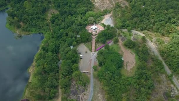 Vista Aérea Pagoda Blanca Templo Wat Tham Klong Phen Provincia — Vídeo de stock