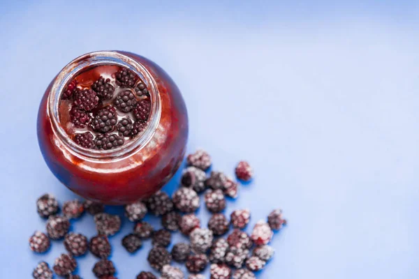 Glas mit Marmelade — Stockfoto