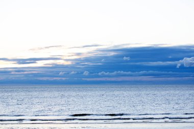 Beyaz Deniz günbatımı. Rusya'nın Kuzey