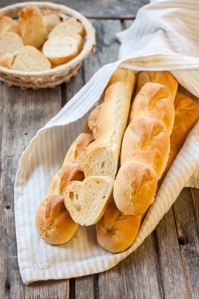 Baguette con moldura original "Cola del Dragón " — Foto de Stock