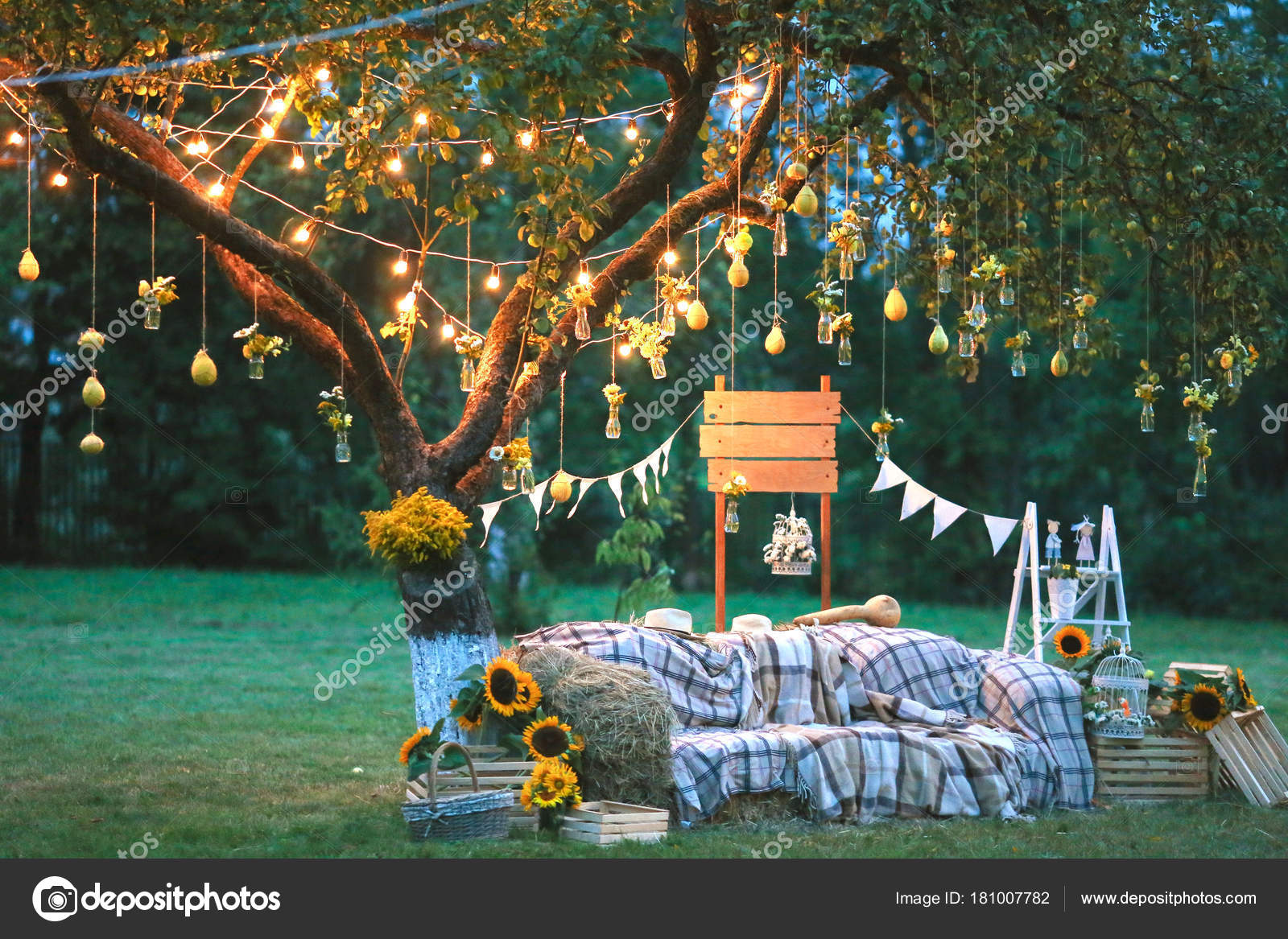 Photo Indian Wedding Booth Backdrop Rustic Wedding Photo Zone