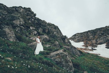 Gelini dağlarda. Düğün