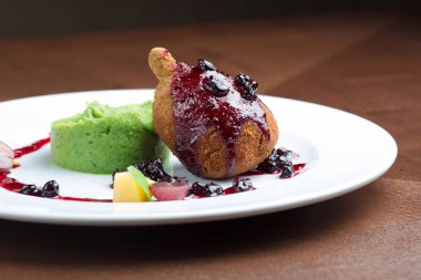 ızgara tavuk püresi ıspanak patates ile