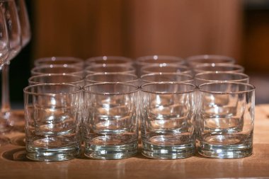 Şarap bardakları inwarm hafif çatı Restoran